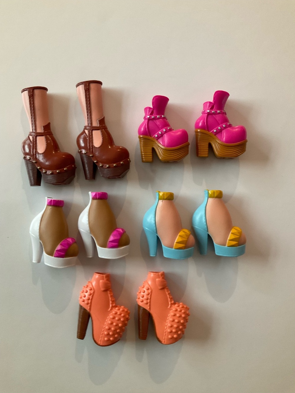 2015 Bratz Shoes Bundle of 5